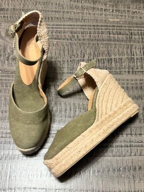 Castaner Olive Green Canvas Chiarita Espadrille Wedge Sandals with Ankle Strap